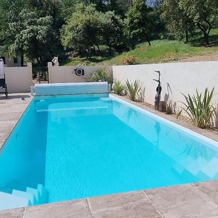Les Bois De Zola Entre Provence Et Luberon Aparthotel Saint-Esteve-Janson Bilik gambar
