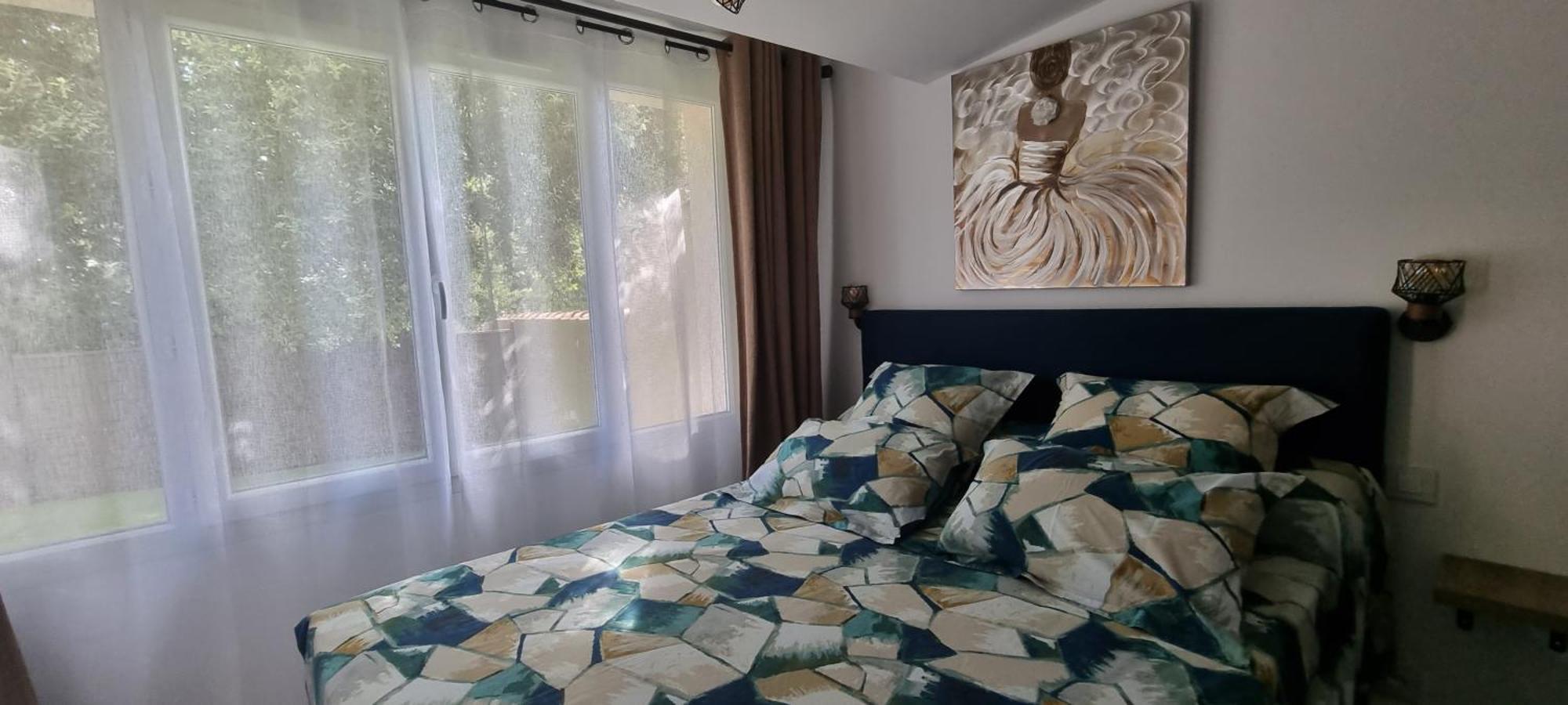 Les Bois De Zola Entre Provence Et Luberon Aparthotel Saint-Esteve-Janson Luaran gambar